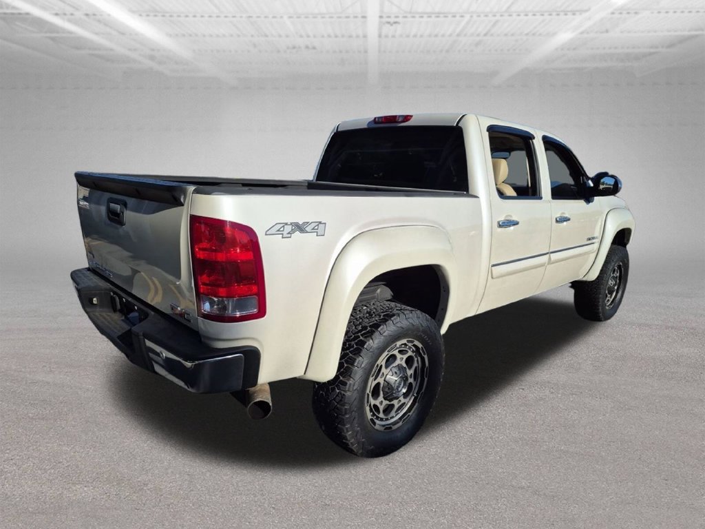 Used 2011 GMC Sierra 1500 SLT w/ SLT White Diamond Edition AWD/4WD image 15