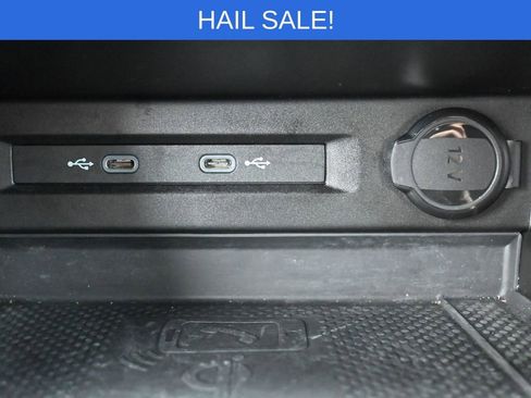 Used 2023 Volkswagen Tiguan SE R-Line image 23