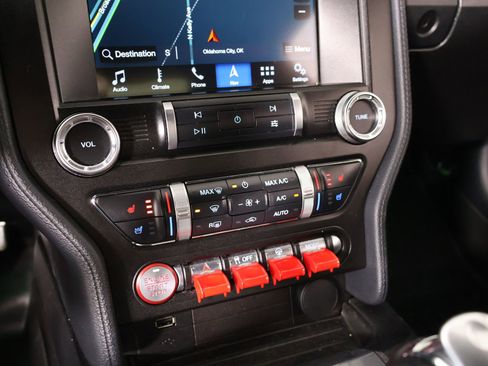 Used 2019 Ford Mustang GT Premium w/ GT Performance Package RWD image 8