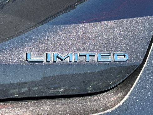 Used 2020 Toyota Avalon Limited w/ Advanced Safety Package FWD image 32