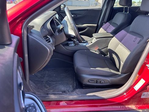 Certified 2021 Chevrolet Malibu RS FWD image 12