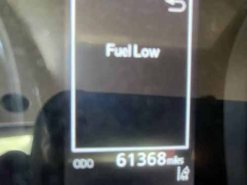 Used 2021 Toyota Camry SE FWD image 14