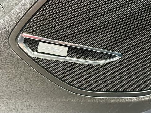 Used 2022 Buick Envision Essence w/ Technology Package I FWD image 19