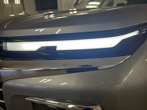 Certified 2024 Chevrolet Traverse LT AWD/4WD image 39