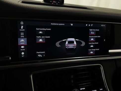 Used 2020 Porsche Panamera GTS image 25