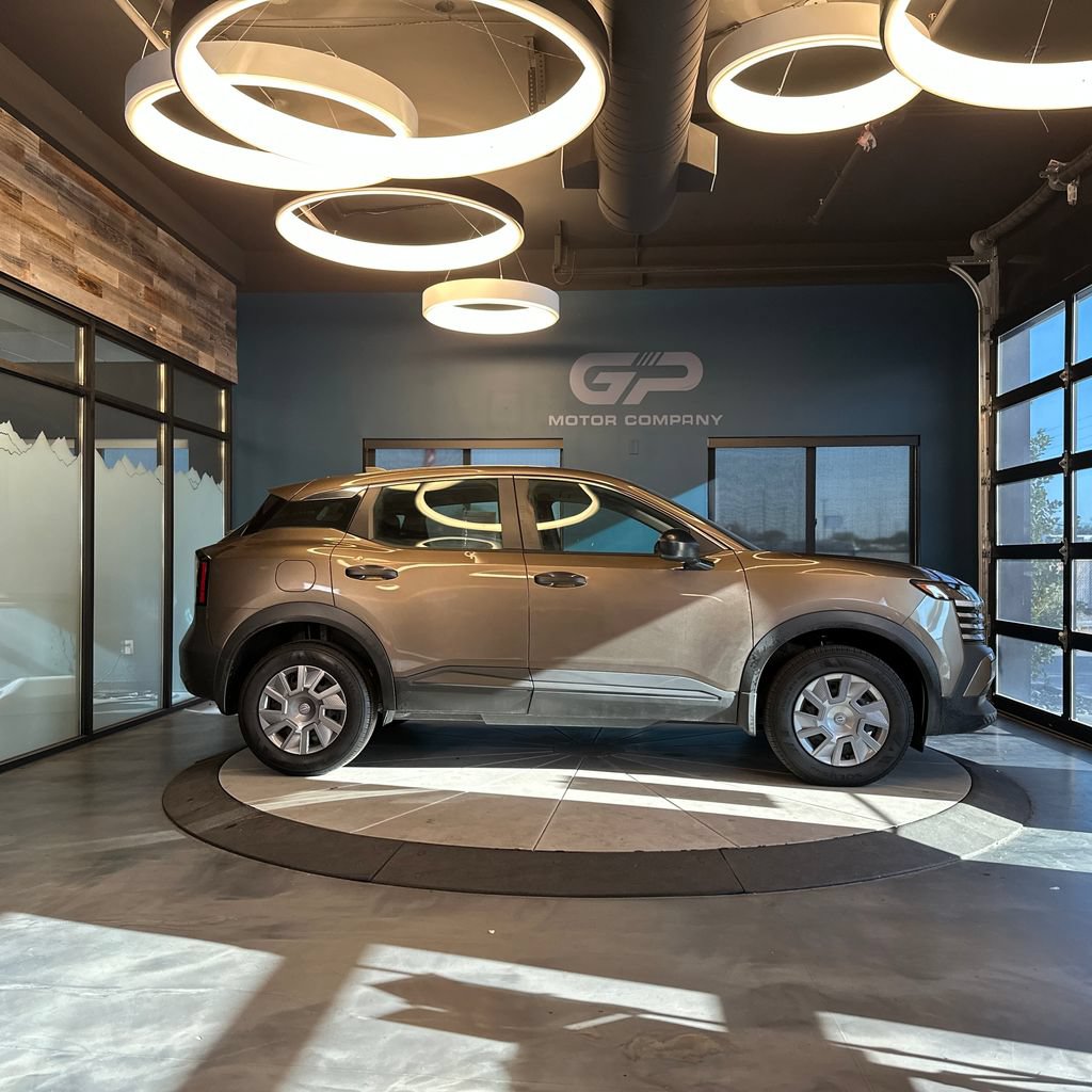 Used 2025 Nissan Kicks S FWD image 2
