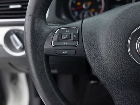 Used 2012 Volkswagen Passat 2.5 S image 36