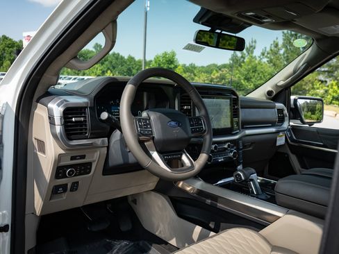 New 2026 Ford F150 Platinum w/ Equipment Group 703A Plus AWD/4WD image 25
