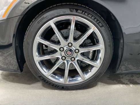 Used 2009 Cadillac XLR V RWD image 6