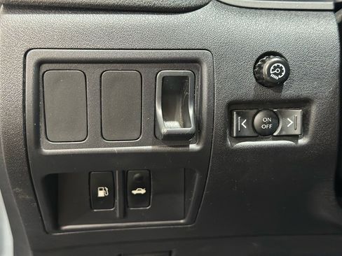 Used 2009 Lexus IS 250 AWD image 35