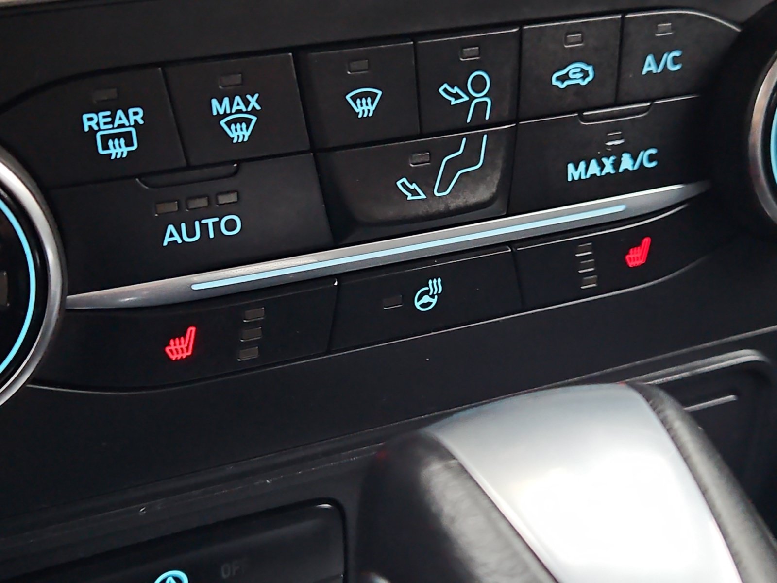Used 2019 Ford EcoSport Titanium AWD/4WD image 21