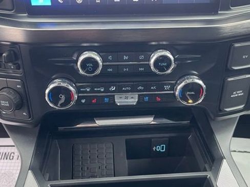 Used 2024 Ford F350 Lariat w/ Lariat Ultimate Package image 22