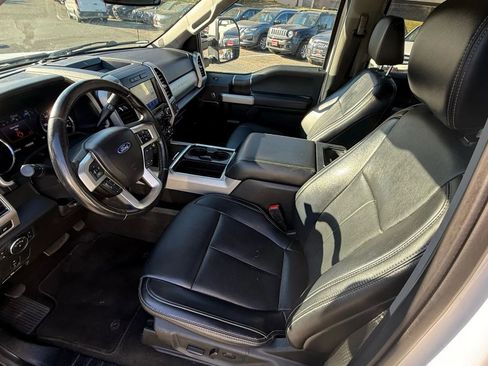 Used 2021 Ford F250 Lariat image 24