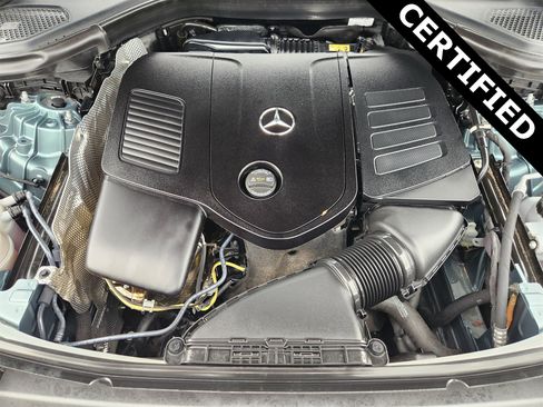 Certified 2025 Mercedes-Benz GLC 300 image 32