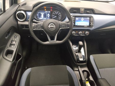 Used 2025 Nissan Versa SV FWD image 22