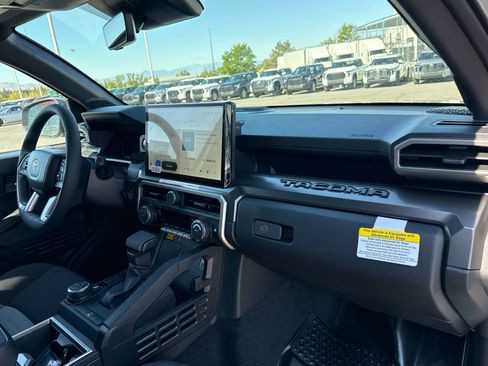 New 2026 Toyota Tacoma TRD Off-Road w/ TRD Off Road Upgrade Package AWD/4WD image 14