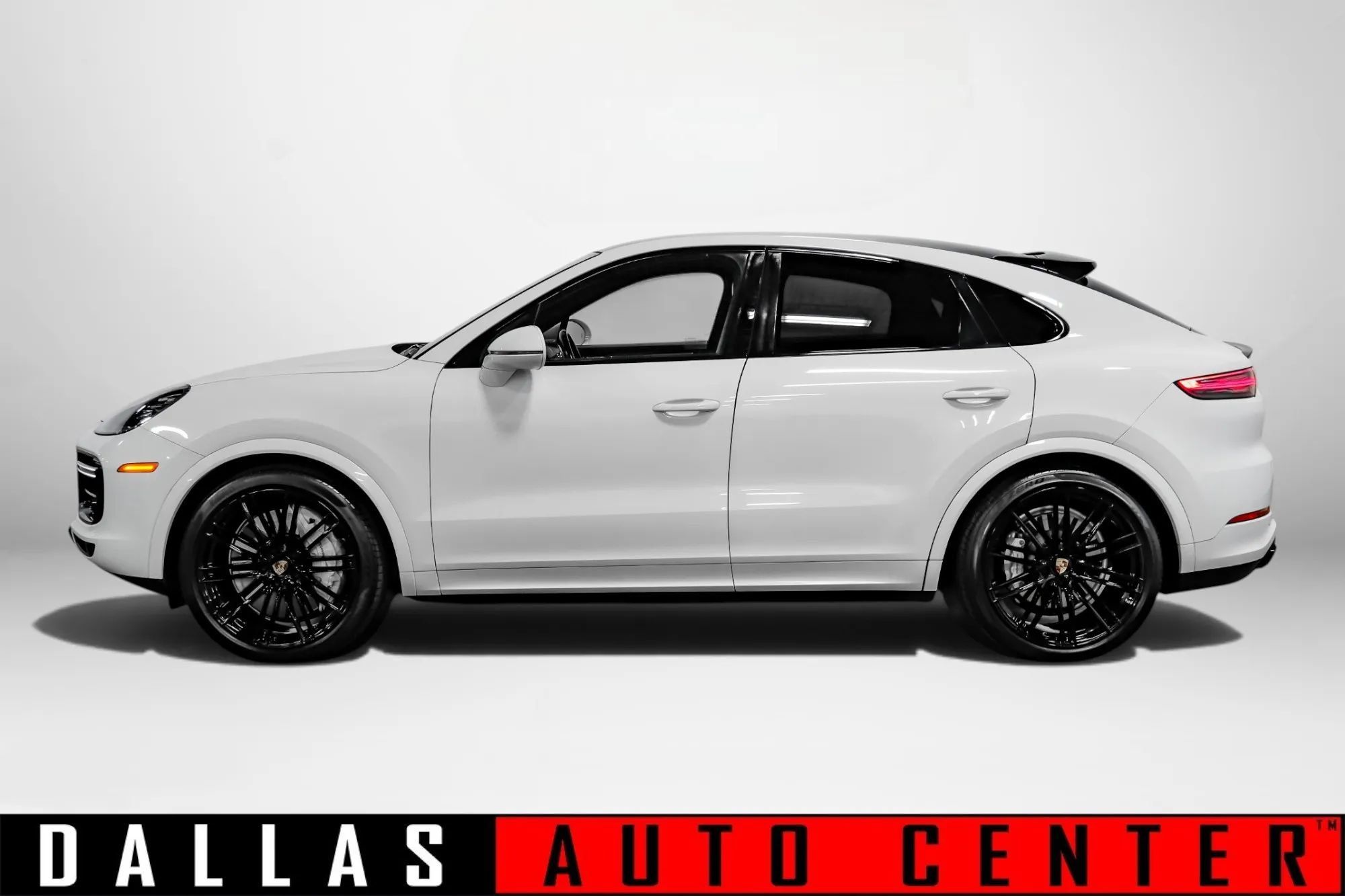 Used 2021 Porsche Cayenne Turbo AWD/4WD image 8