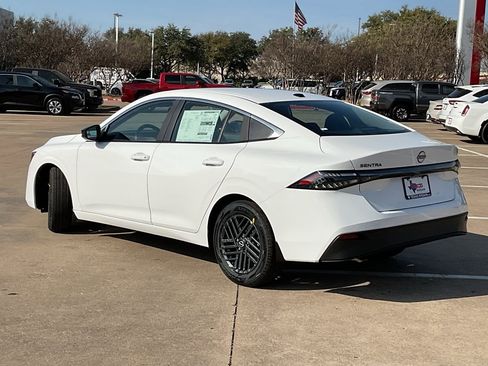 New 2026 Nissan Sentra SV image 7