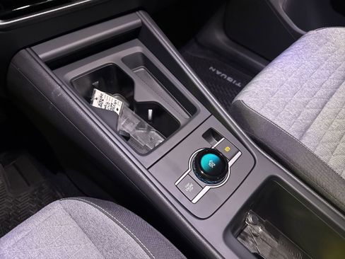 New 2025 Volkswagen Tiguan S image 17