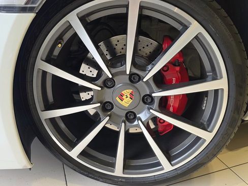 Used 2014 Porsche 911 Targa 4S image 13