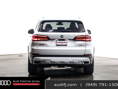 Used 2023 BMW X5 sDrive40i w/ Parking Assistance Package image 5