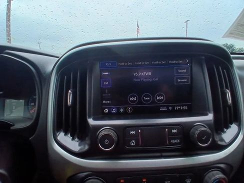 Used 2021 Chevrolet Colorado LT w/ Fleet Safety Package RWD image 27
