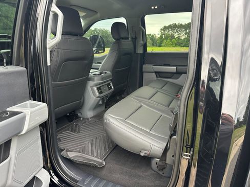 Used 2024 Ford F350 XLT AWD/4WD image 15