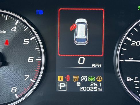 Used 2023 Subaru Outback Limited image 40