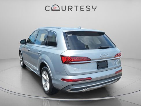 Used 2023 Audi Q7 2.0T Premium Plus image 3