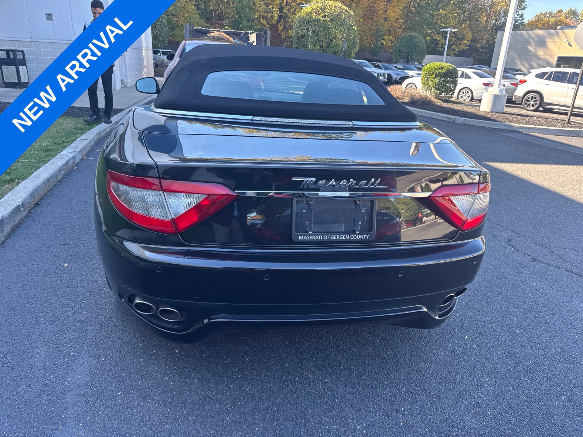 Used 2014 Maserati GranTurismo Convertible RWD image 3