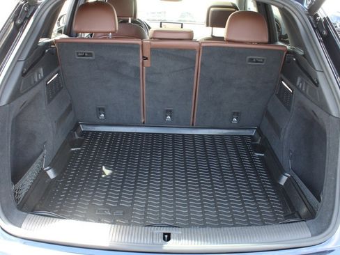 Used 2018 Audi Q5 2.0T Premium Plus w/ Premium Plus Package image 35