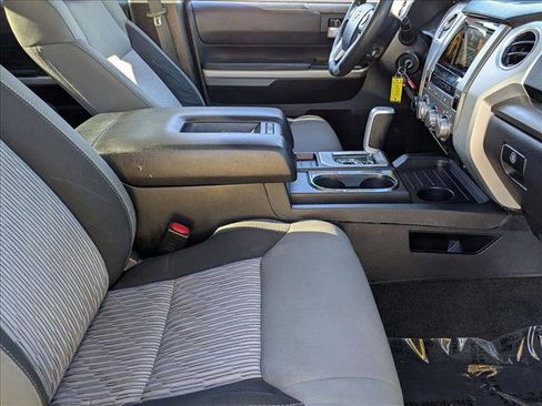 Used 2017 Toyota Tundra SR5 image 18