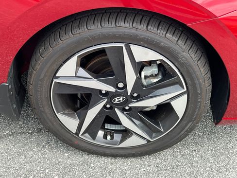 Certified 2023 Hyundai Elantra SEL w/ Convenience Package FWD image 12