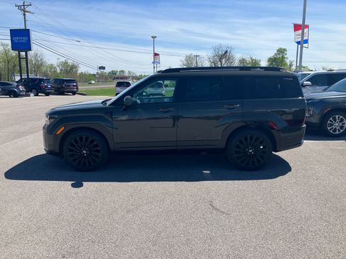 Used 2025 Hyundai Santa Fe Calligraphy image 4