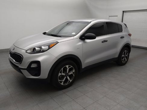 Used 2022 Kia Sportage LX AWD/4WD image 2
