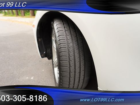 Used 2013 BMW 328i xDrive Sedan AWD/4WD image 4