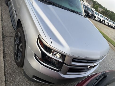 Used 2018 Chevrolet Tahoe Premier AWD/4WD image 5