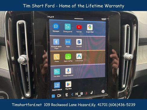 Used 2023 Volvo XC40 B5 Plus w/ Protection Package Premier image 21