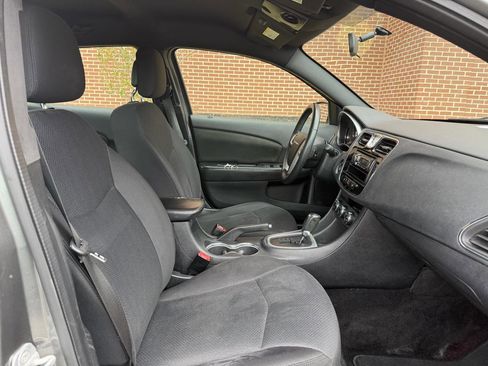 Used 2012 Chrysler 200 Touring w/ Cold Weather Group image 22