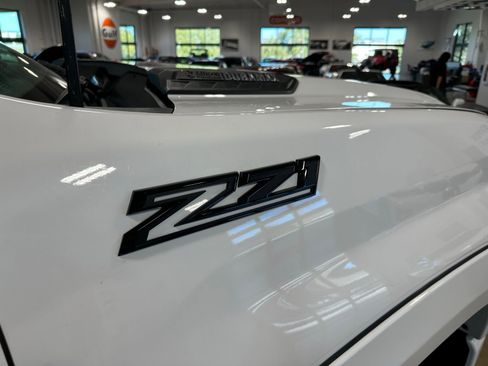 Used 2024 Chevrolet Silverado 2500 LT w/ Safety Package image 11