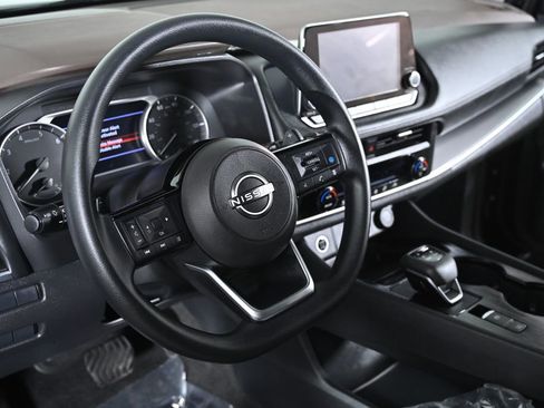 Certified 2023 Nissan Rogue SV image 12