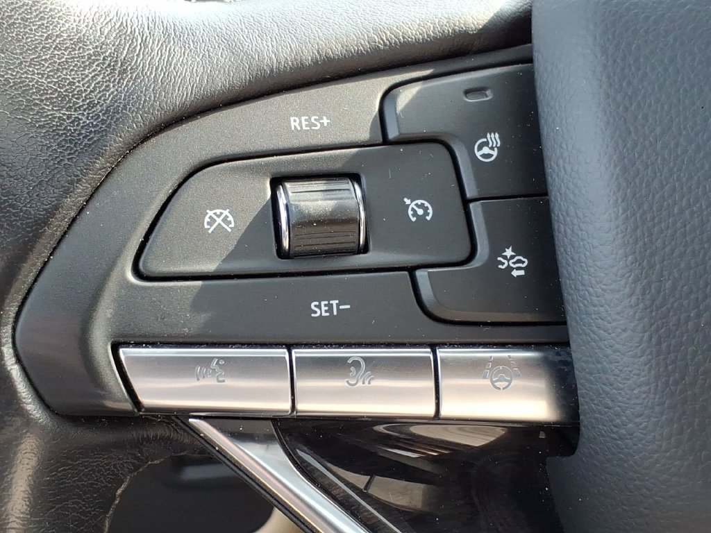 Used 2024 Cadillac Escalade ESV Premium Luxury w/ LPO, Floor Liner Package AWD/4WD image 27