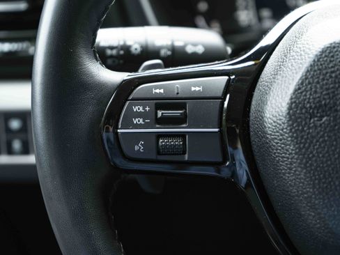 Certified 2025 Honda Pilot Elite image 21