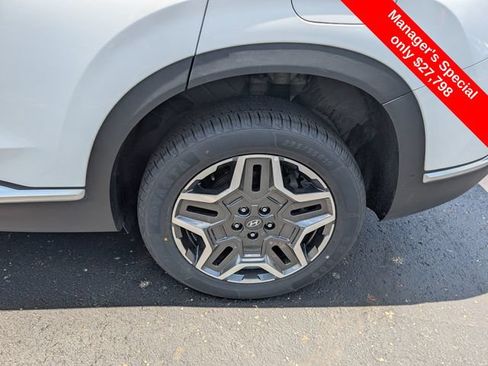 Certified 2023 Hyundai Santa Fe Limited AWD/4WD image 22
