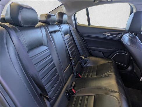 Used 2019 Alfa Romeo Giulia Ti w/ Quick Order Package 22Z Lusso image 19