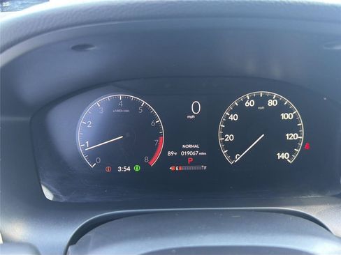 Used 2024 Honda HR-V LX image 12