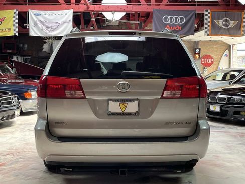 Used 2004 Toyota Sienna LE FWD image 6
