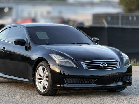 Used 2010 INFINITI G37 Convertible w/ Premium Pkg RWD image 15