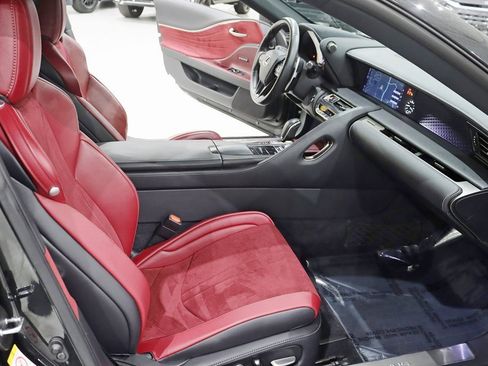 Used 2018 Lexus LC 500 Coupe image 30