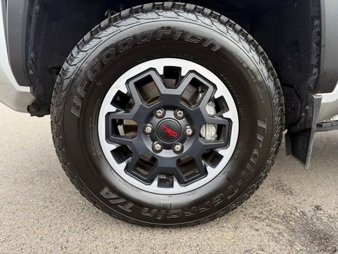 Used 2024 Toyota Tacoma TRD Off-Road w/ TRD Off Road Premium Package image 10